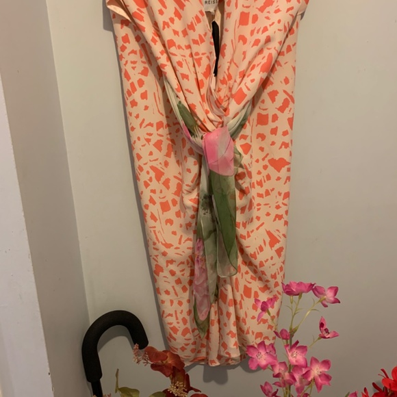 Reiss NWT Coral/Pearl Gathered Printed V-Neckline Silk Dress Size 4 - Picture 9 of 10